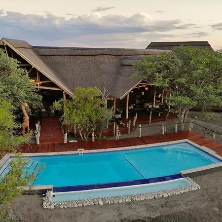 Etosha Oberland Lodge Okaukuejo Eksteriør bilde