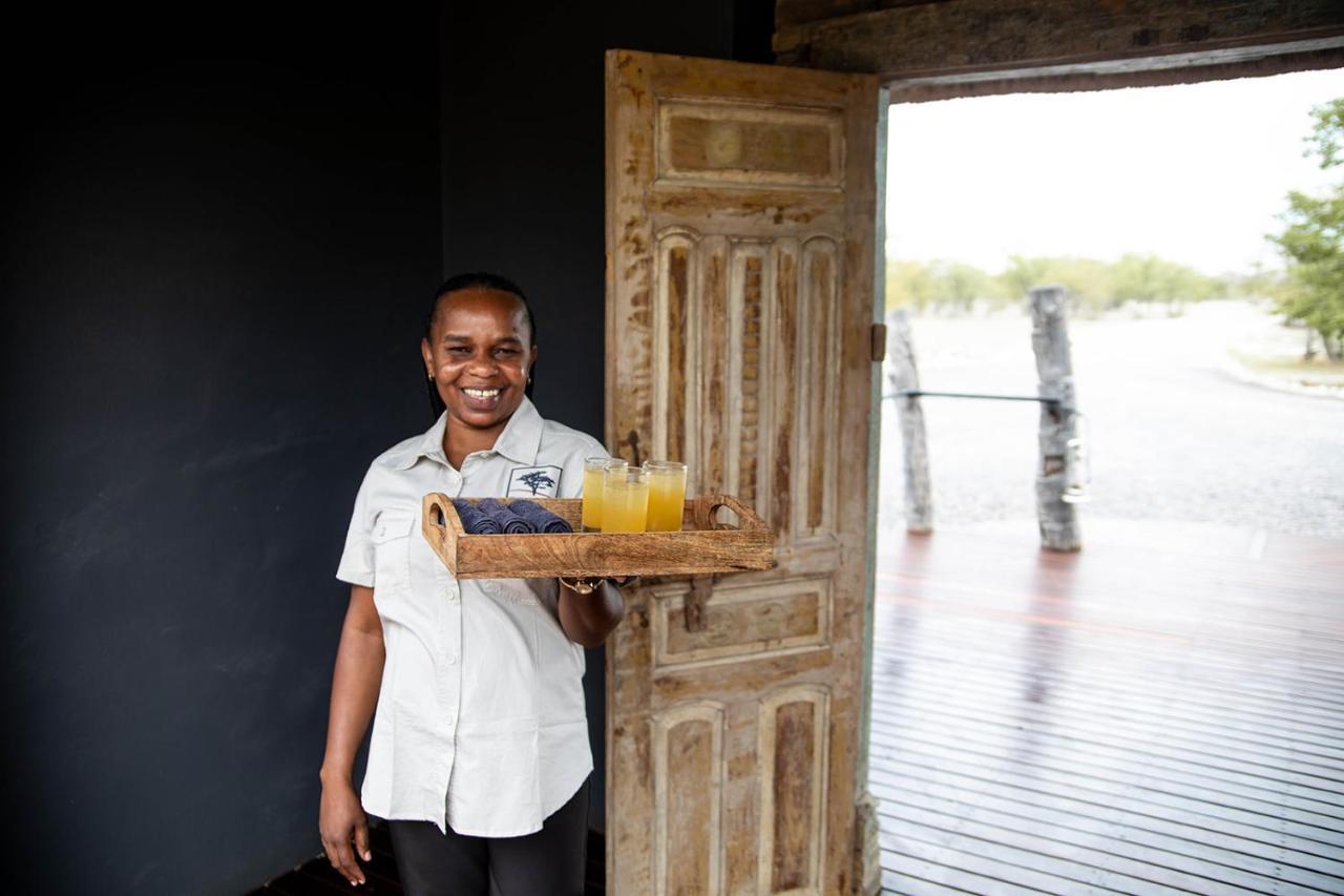 Etosha Oberland Lodge Okaukuejo Eksteriør bilde