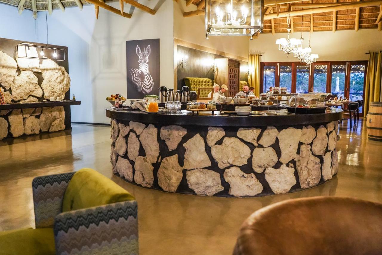 Etosha Oberland Lodge Okaukuejo Eksteriør bilde